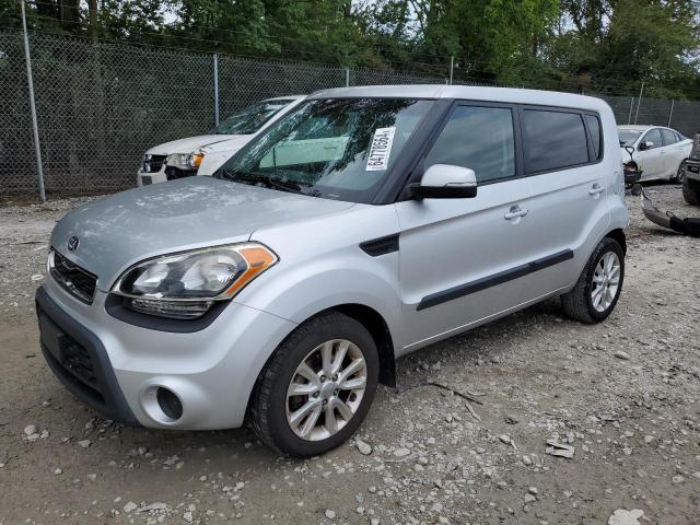 KIA SOUL + 2013 with VIN KNDJT2A69D7586995 - Photo from auction