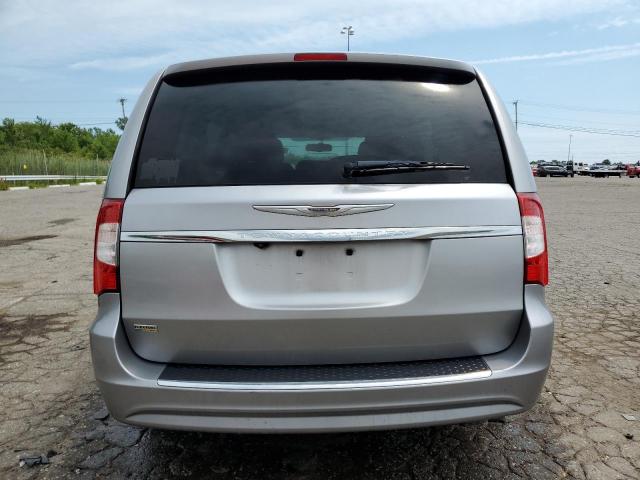 Photo 6 from auction – 2016 CHRYSLER TOWN & COU with VIN 2C4RC1BG0GR281585