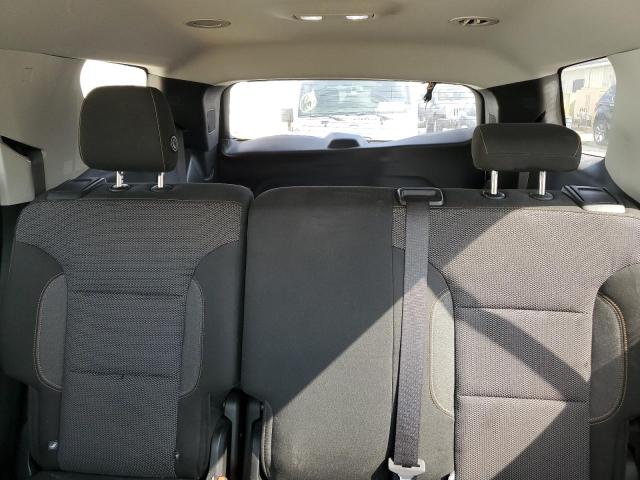 Photo 10 from auction – 2018 CHEVROLET TRAVERSE L with VIN 1GNERFKW1JJ110140