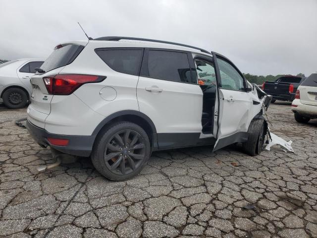 Photo 3 from auction – 2019 FORD ESCAPE SE with VIN 1FMCU0GD0KUB29387