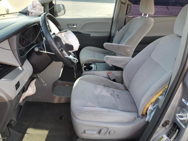 Photo 7 from auction – 2017 TOYOTA SIENNA LE with VIN 5TDJZ3DC4HS148418