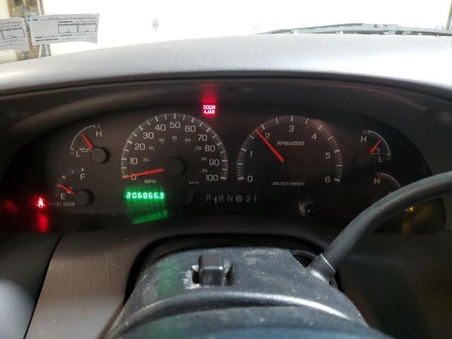 Photo 9 from auction – 2001 FORD F150 with VIN 1FTRX18L91NA45269