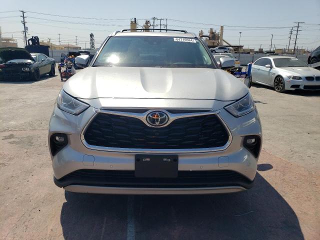 Photo 5 from auction – 2023 TOYOTA HIGHLANDER with VIN 5TDKDRAH7PS031064
