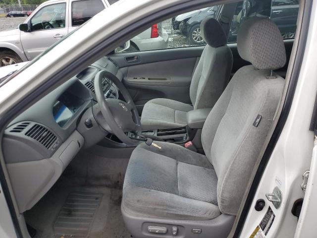 Photo 7 from auction – 2004 TOYOTA CAMRY LE with VIN 4T1BF30KX4U071856
