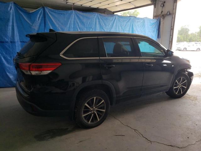 Photo 3 from auction – 2018 TOYOTA HIGHLANDER with VIN 5TDJZRFHXJS902584