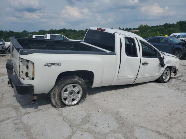 Photo 3 from auction – 2011 CHEVROLET SILVERADO with VIN 1GCRKSE37BZ444569
