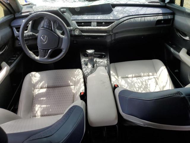 Photo 8 from auction – 2019 LEXUS UX 200 with VIN JTHY3JBH5K2007972