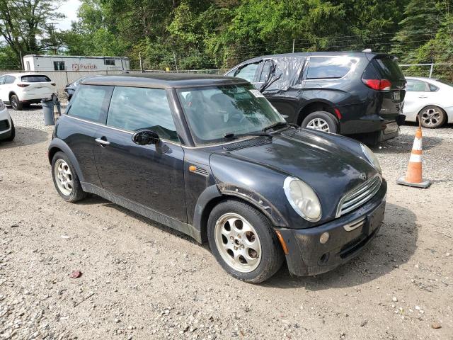Photo 4 from auction – 2005 MINI COOPER with VIN WMWRC33525TJ72881