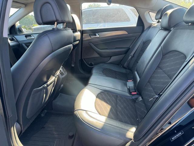 Photo 6 from auction – 2016 HYUNDAI SONATA SPO with VIN 5NPE34AF7GH337494