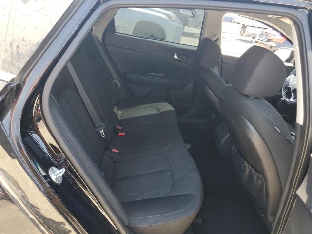 Photo 10 from auction – 2016 KIA OPTIMA LX with VIN 5XXGT4L38GG034702