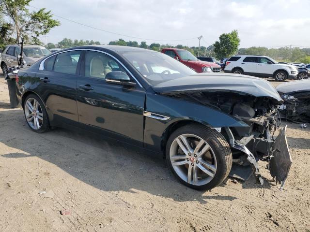 Photo 4 from auction – 2017 JAGUAR XE with VIN SAJAJ4BV6HA962456