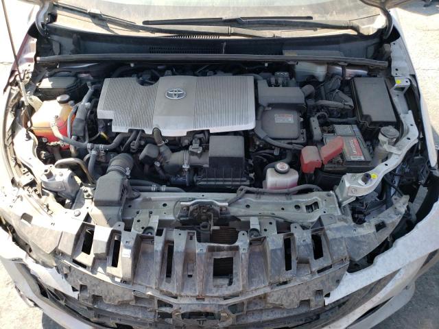 Photo 11 from auction – 2017 TOYOTA PRIUS PRIM with VIN JTDKARFP0H3011024
