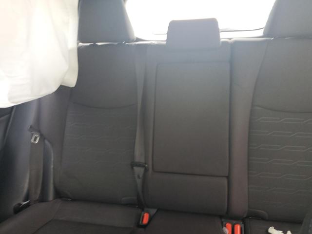 Photo 10 from auction – 2022 TOYOTA RAV4 SE with VIN JTM16RFV0ND053100