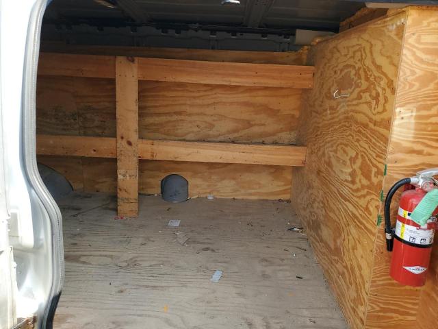 Photo 10 from auction – 2017 CHEVROLET EXPRESS G2 with VIN 1GCWGBFF5H1156313