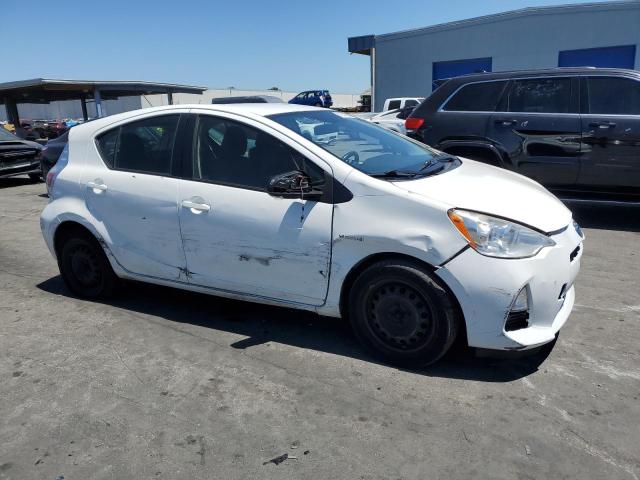 Photo 4 from auction – 2013 TOYOTA PRIUS C with VIN JTDKDTB33D1541033
