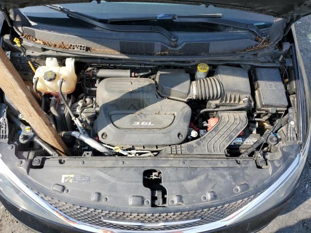 Photo 12 from auction – 2017 CHRYSLER PACIFICA T with VIN 2C4RC1DG2HR771511