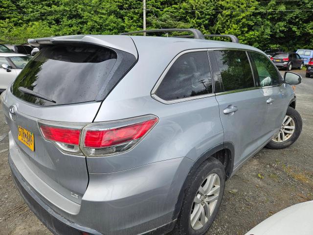 Zdjęcie 3 z aukcji – 2014 TOYOTA HIGHLANDER z VIN 5TDZKRFH3ES012327
