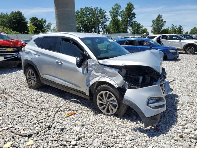 Photo 4 from auction – 2018 HYUNDAI TUCSON SEL with VIN KM8J3CA40JU693687