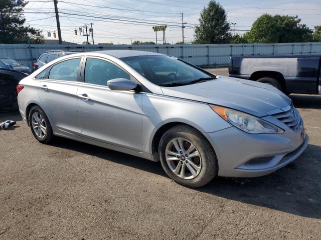 Photo 4 from auction – 2013 HYUNDAI SONATA GLS with VIN 5NPEB4AC5DH749210