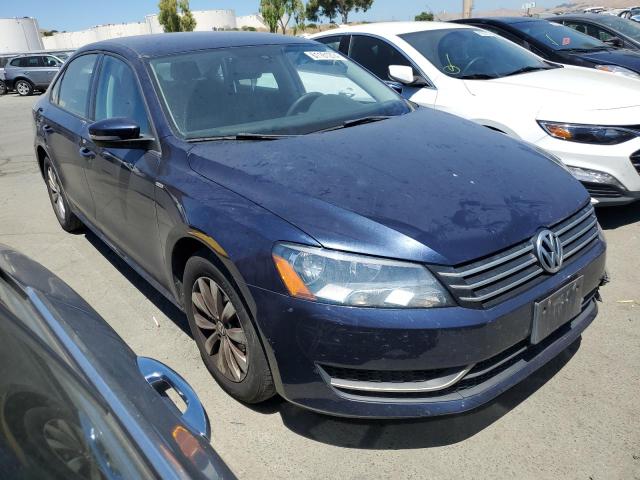 Photo 4 from auction – 2013 VOLKSWAGEN PASSAT S with VIN 1VWAP7A38DC143426