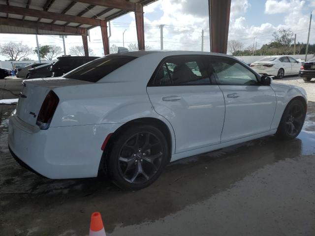 صورة رقم 3 من المزاد - 2022 CHRYSLER 300 S مع VIN 2C3CCABG2NH232806