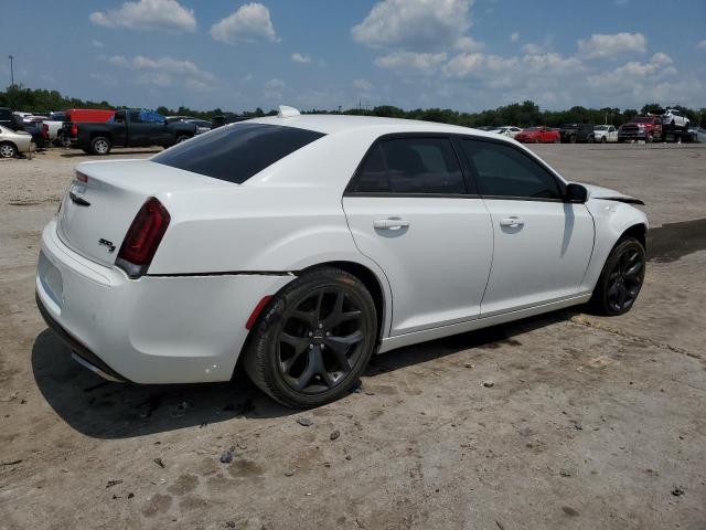 Фото 3 с аукциона – 2021 CHRYSLER 300 S с VIN 2C3CCABG2MH545384