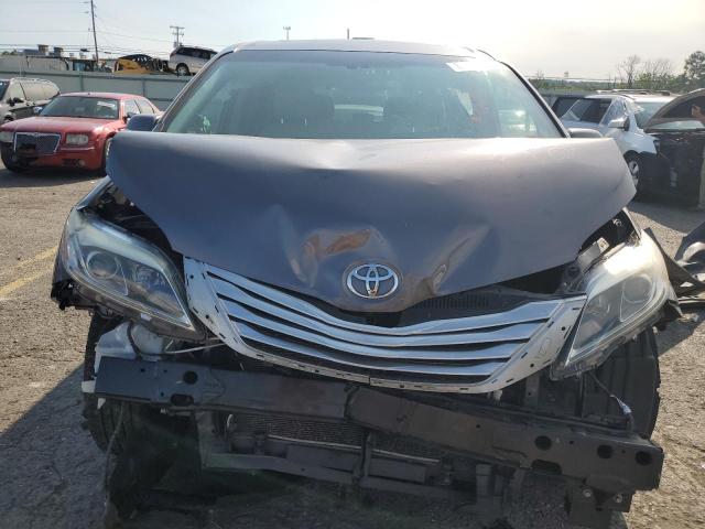 Photo 5 from auction – 2015 TOYOTA SIENNA XLE with VIN 5TDDK3DC7FS122345