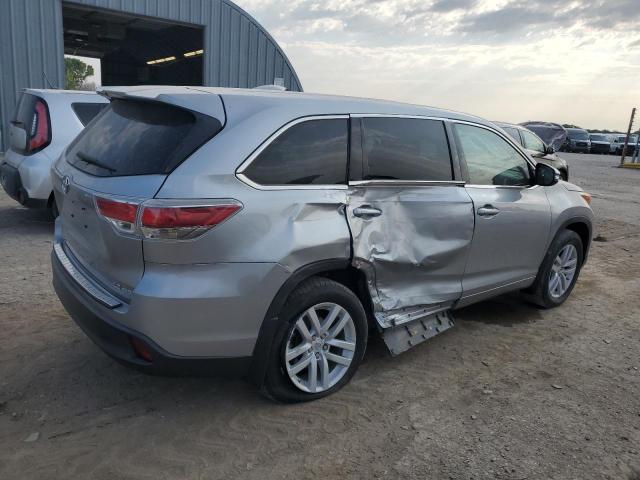 Photo 3 from auction – 2015 TOYOTA HIGHLANDER with VIN 5TDBKRFH9FS122012