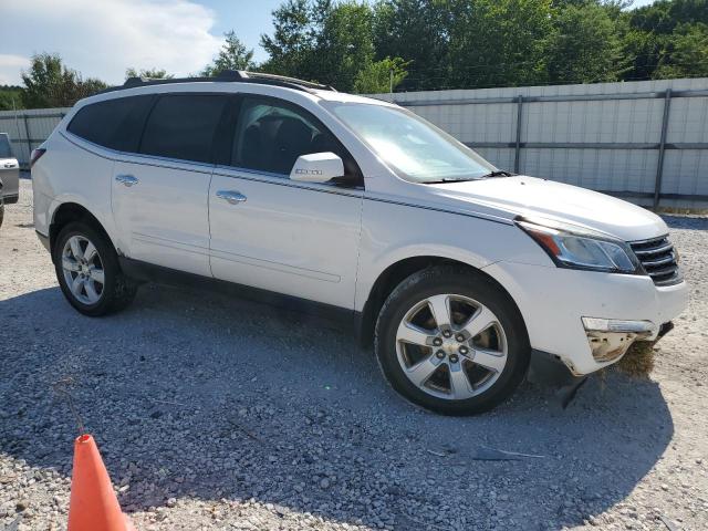 Photo 4 from auction – 2017 CHEVROLET TRAVERSE L with VIN 1GNKRGKD3HJ298614