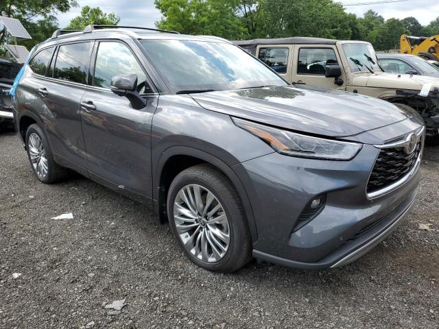 Photo 4 from auction – 2024 TOYOTA HIGHLANDER with VIN 5TDKDRBH4RS538909