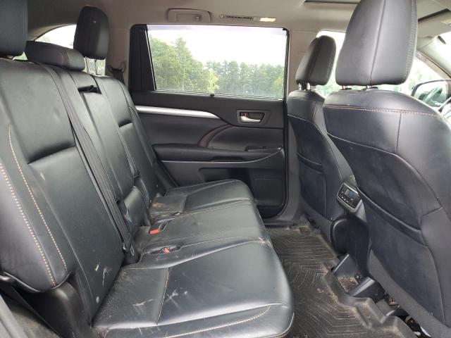 Photo 11 from auction – 2015 TOYOTA HIGHLANDER with VIN 5TDJKRFH0FS208661