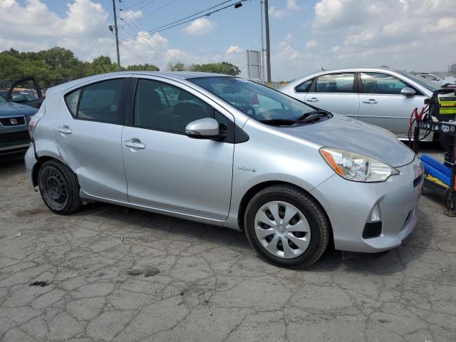 Photo 4 from auction – 2014 TOYOTA PRIUS C with VIN JTDKDTB3XE1083007