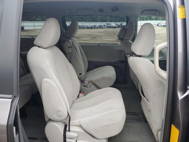 Photo 11 from auction – 2014 TOYOTA SIENNA LE with VIN 5TDKK3DC0ES473667