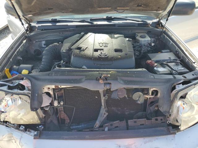 Photo 12 from auction – 2004 TOYOTA 4RUNNER SR with VIN JTEBU14R440055323