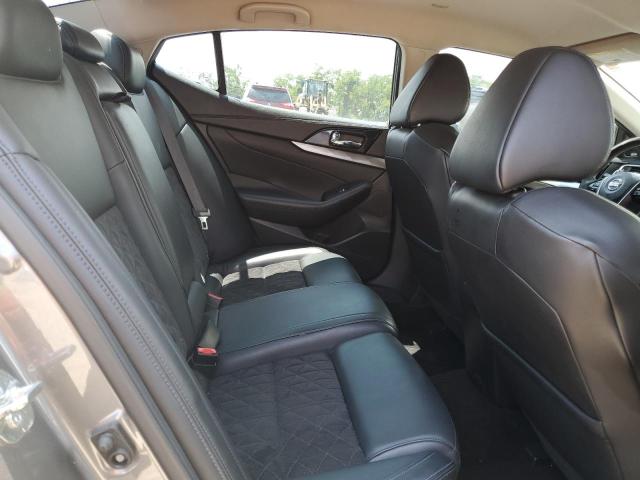 Photo 10 from auction – 2017 NISSAN MAXIMA 3.5 with VIN 1N4AA6AP6HC419289