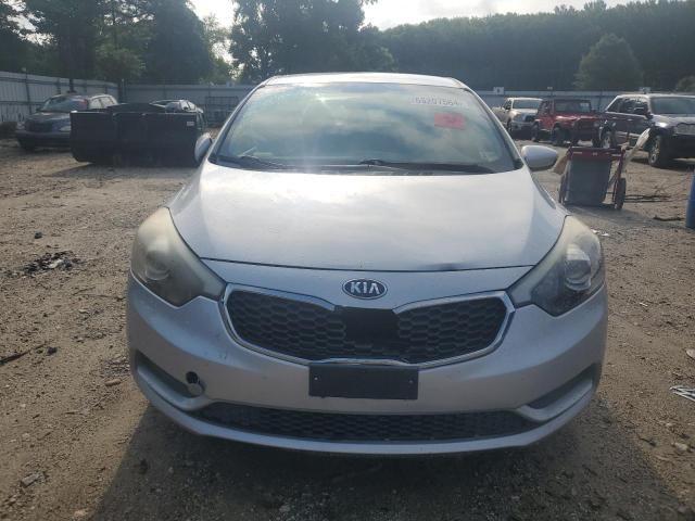 Photo 5 from auction – 2016 KIA FORTE LX with VIN KNAFK4A61G5569187