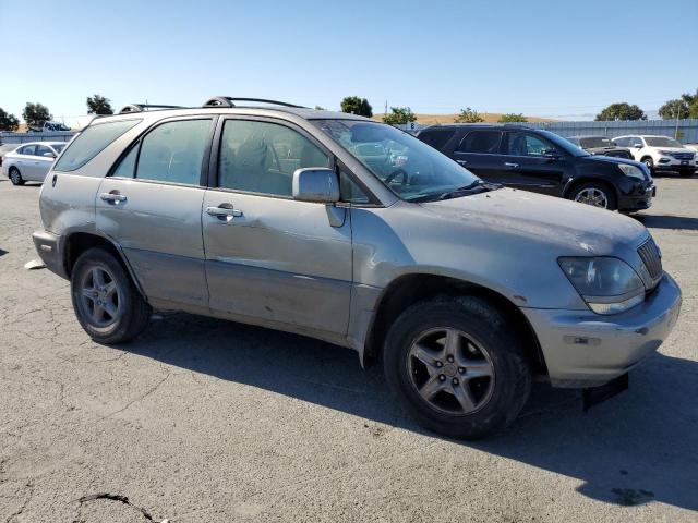 Photo 4 from auction – 2000 LEXUS RX 300 with VIN JT6GF10U9Y0055331