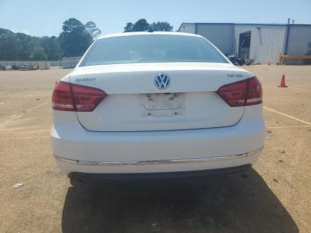 Photo 6 from auction – 2015 VOLKSWAGEN PASSAT SEL with VIN 1VWCT7A38FC074857