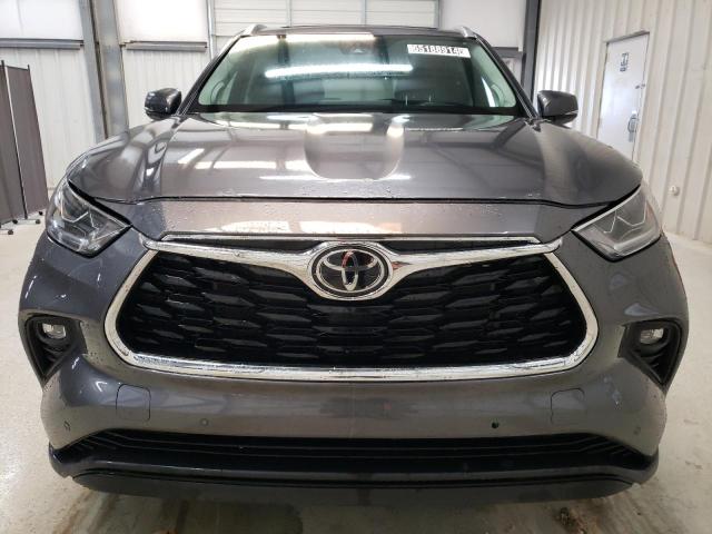 Photo 5 from auction – 2023 TOYOTA HIGHLANDER with VIN 5TDKDRAH8PS015603