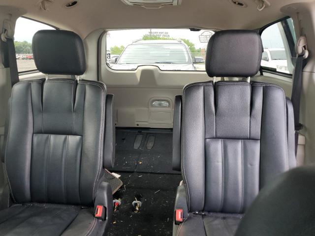 Photo 10 from auction – 2016 CHRYSLER TOWN & COU with VIN 2C4RC1BGXGR280329