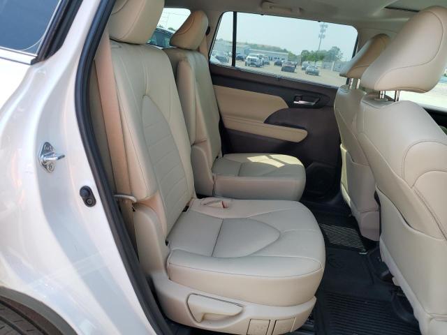 Photo 11 from auction – 2022 TOYOTA HIGHLANDER with VIN 5TDHZRBH2NS224505
