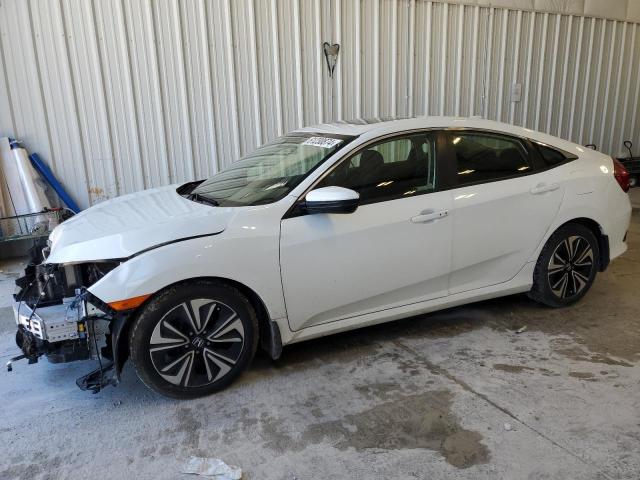 HONDA CIVIC EX 2018 with VIN JHMFC1F3XJX027495 - Photo from auction