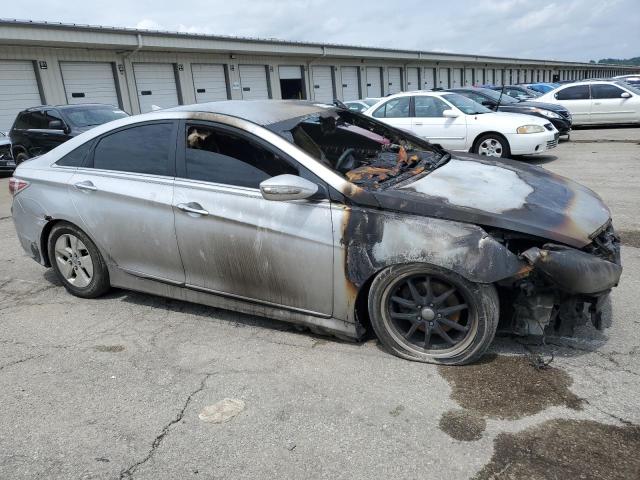 Photo 4 from auction – 2011 HYUNDAI SONATA HYB with VIN KMHEC4A44BA002364