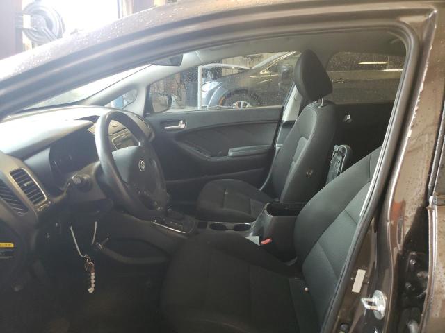 Photo 7 from auction – 2017 KIA FORTE LX with VIN 3KPFK4A7XHE138168