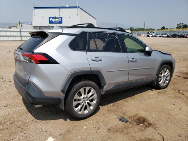 Photo 3 from auction – 2019 TOYOTA RAV4 XLE P with VIN JTMA1RFV3KD024894