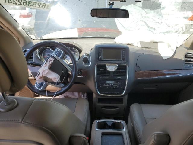 Photo 8 from auction – 2011 CHRYSLER TOWN & COU with VIN 2A4RR8DG8BR630242