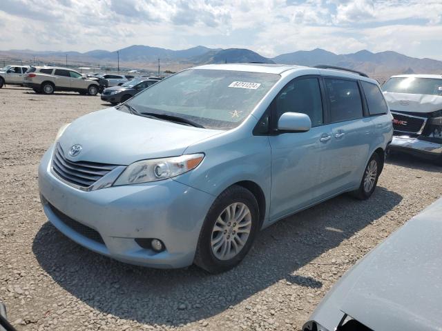 TOYOTA SIENNA XLE 2017 with VIN 5TDYZ3DC8HS829387 - Photo from auction