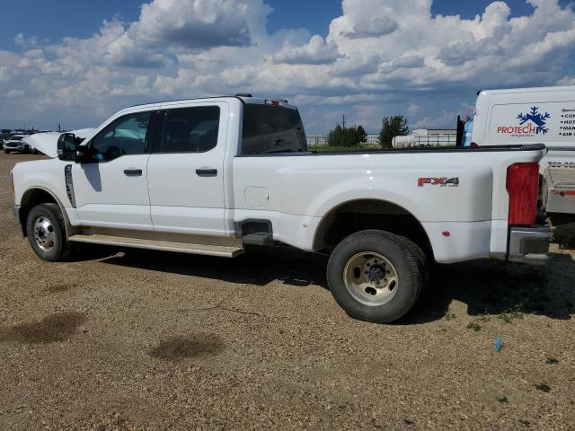 Photo 2 from auction – 2023 FORD F350 SUPER with VIN 1FT8W3DN2PEC47476