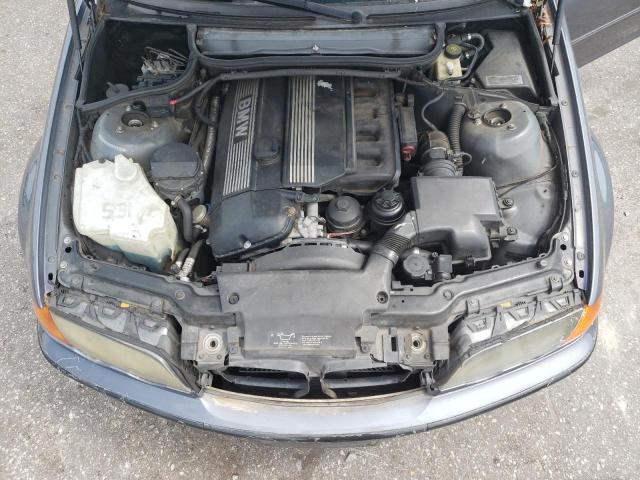 Photo 11 from auction – 2000 BMW 323 I with VIN WBAAM3340YFP77132