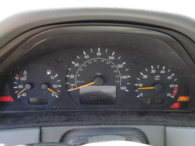 Photo 9 from auction – 2002 MERCEDES-BENZ E 320 with VIN WDBJF65J42B468410
